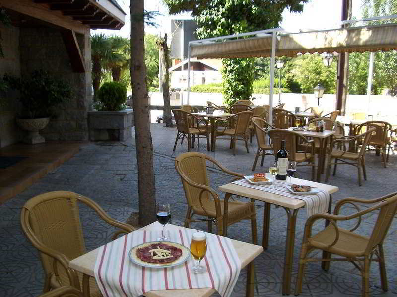 Hotel Rural Las Gacelas Becerril de la Sierra Restaurace fotografie
